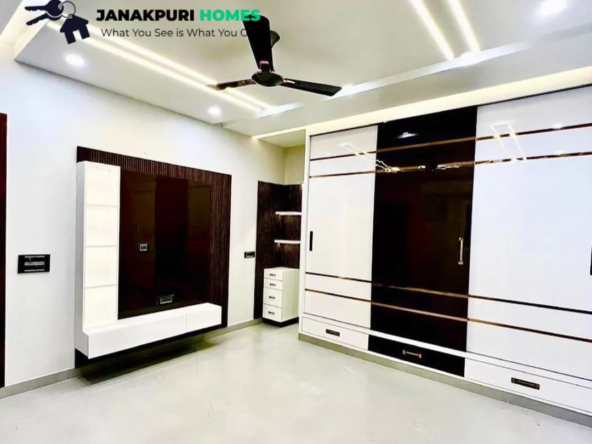 Luxurious 4 BHK Builder Floor for Sale in A-1 Block Janakpuri - Premium Living at 3.5 Crores