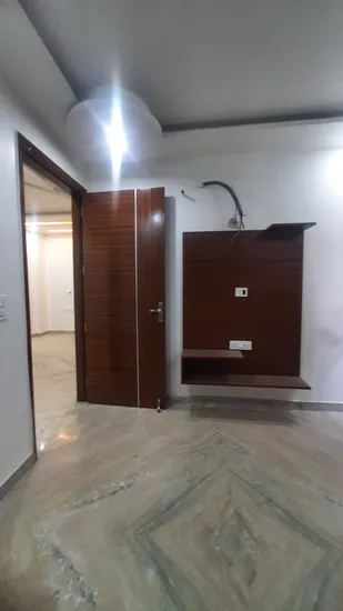 Newly Constructed 2 BHK Builder Floor for Sale in C6B Block Janakpuri - 1.05 Crores