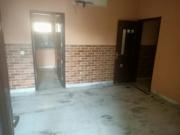 Luxurious 3 BHK Builder Floor with Roof Rights and Park Views in A-1 Block Janakpuri