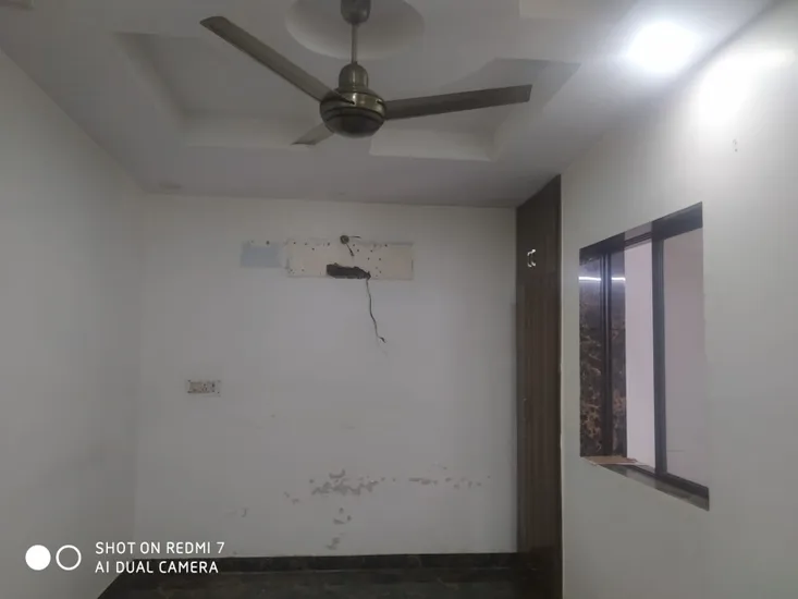 Budget-Friendly 2 BHK Builder Floor for Sale in C-6B Block Janakpuri - Priced at 75 Lakhs