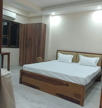 Spacious 150 Sq Yards Builder Floor for Rent in B3 Block Janakpuri - 42000/month