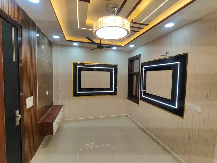 Newly Renovated 2 BHK LIG Flat for Sale in Janakpuri C-5C Block - Ground Floor - 1.12 Crores INR