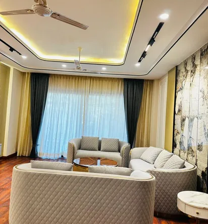 Elegant 2925 Sq Ft 4 BHK Builder Floor in A-2 Block Janakpuri - 4.5 Cr