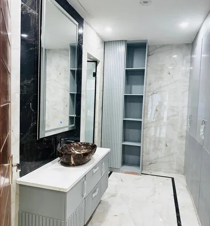 Elegant 2925 Sq Ft 4 BHK Builder Floor in A-2 Block Janakpuri - 4.5 Cr