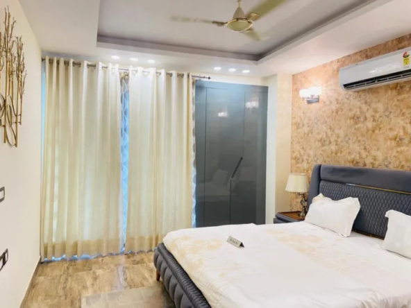 Luxurious 225 Sq Yards 3 BHK Builder Floor in A-3 Block Janakpuri – 3.75 Crores