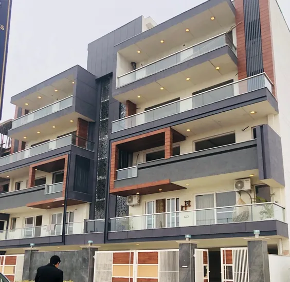 Luxurious 225 Sq Yards 3 BHK Builder Floor in A-3 Block Janakpuri – 3.75 Crores