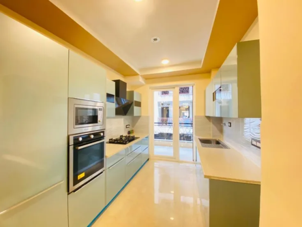 Luxurious 225 Sq Yards 3 BHK Builder Floor in A-3 Block Janakpuri – 3.75 Crores