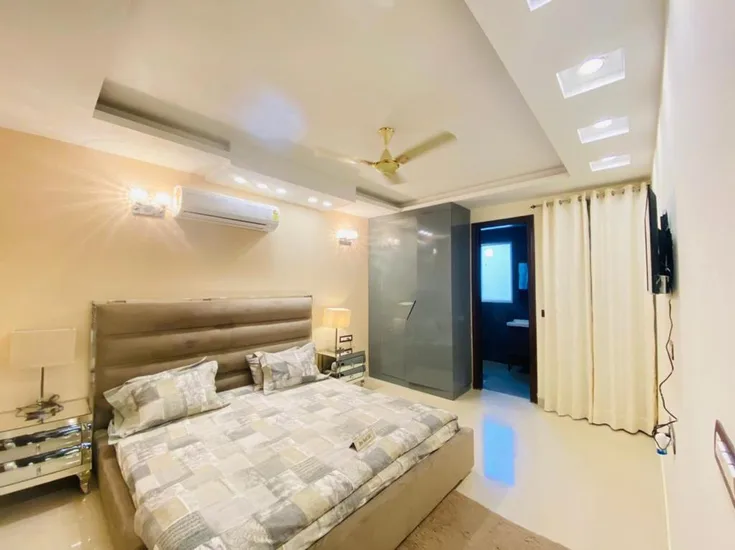 Luxurious 225 Sq Yards 3 BHK Builder Floor in A-3 Block Janakpuri – 3.75 Crores