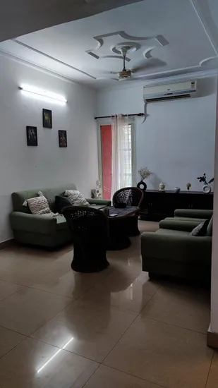 Fully Furnished 2 BHK Mini MIG Flat for Rent in Janakpuri C4H Block - Ideal for All!