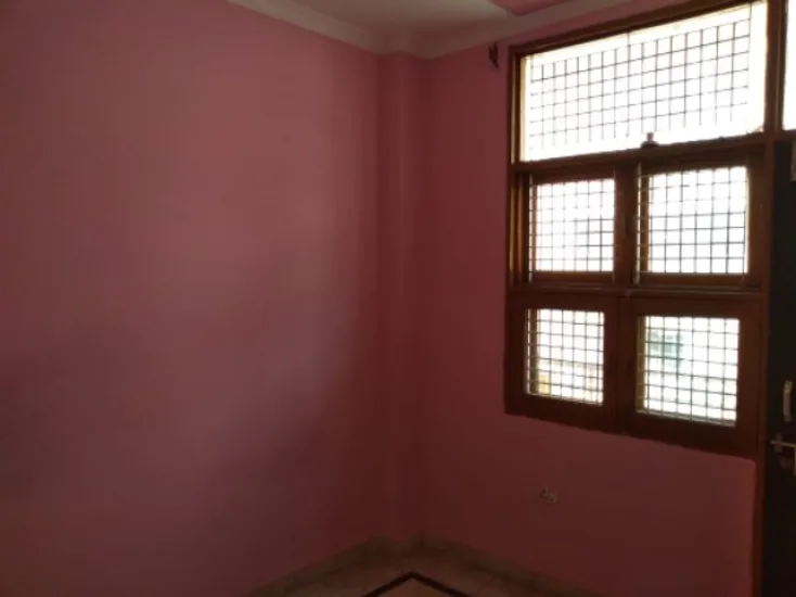 Affordable 2 BHK Mini MIG Flat for Rent in Janakpuri C-2C Block - Park Facing - Second Floor