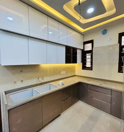 Newly Constructed 3 BHK Janakpuri Rental - Elevate Your Lifestyle!