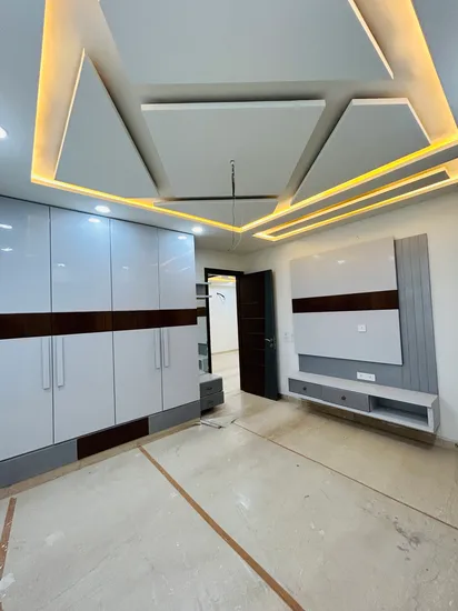 Newly Constructed 3 BHK Janakpuri Rental - Elevate Your Lifestyle!