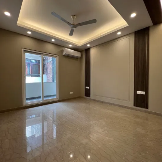 Luxurious 225 Sq Yd Builder Floor with Park View in A3 Block, Janakpuri – Modern Living at its Finest!