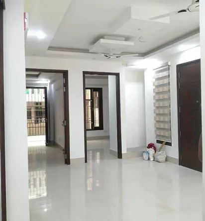 Modern 3 BHK Builder Floor for Sale in Janakpuri B3 Block - Park-Facing Serenity Awaits!