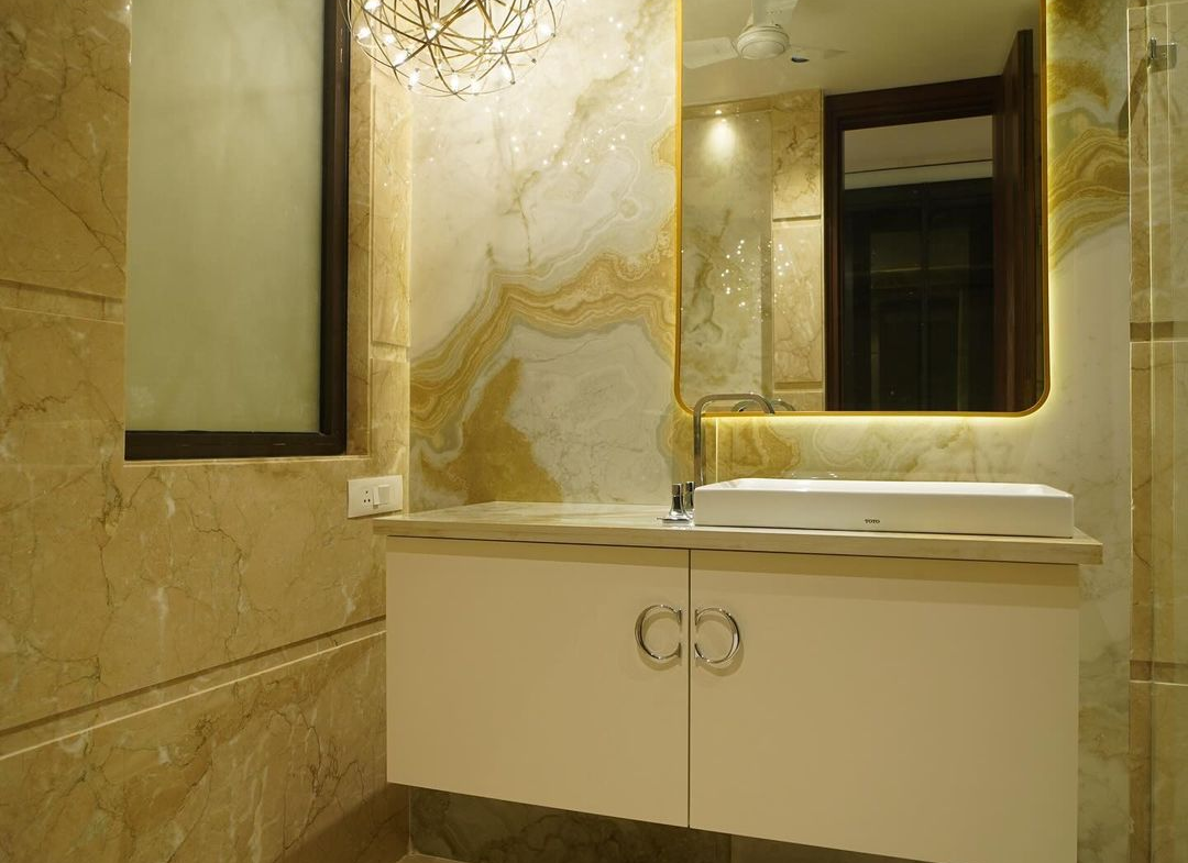 Luxury 325 Sq Yd Builder Floor in B1 Janakpuri - 5.9 Cr