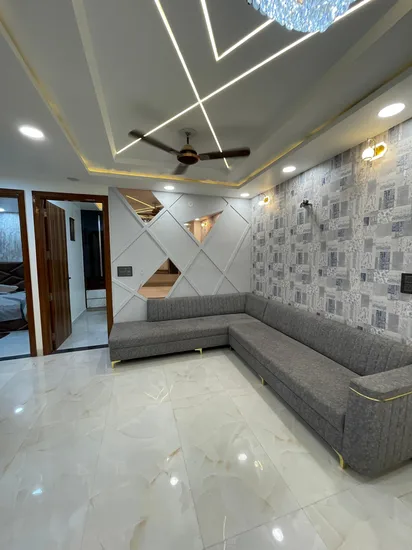 Sophisticated 3 BHK Builder Floor in C1 Block Janakpuri - Gated Luxury, Park and Sun-Facing, 2.4 Cr