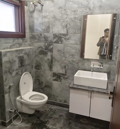 Modern Elegance in C2B Block: Newly Renovated 3 BHK Gem by Janakpuri Homes