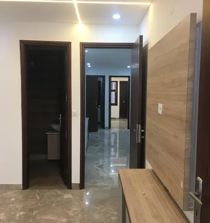 Newly Constructed 2 BHK Builder Floor in C5A Block, Janakpuri | Modern Elegance, Sun-Facing | Janakpuri Homes