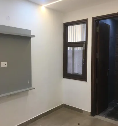 Newly Constructed 2 BHK Builder Floor in C5A Block, Janakpuri | Modern Elegance, Sun-Facing | Janakpuri Homes