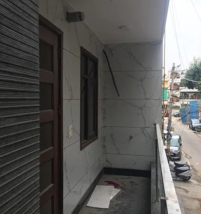 Newly Constructed 2 BHK Builder Floor in C5A Block, Janakpuri | Modern Elegance, Sun-Facing | Janakpuri Homes