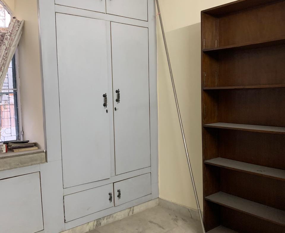 Modern 2 BHK for Rent in C4H Block, Janakpuri | Park Views, Ideal for Families