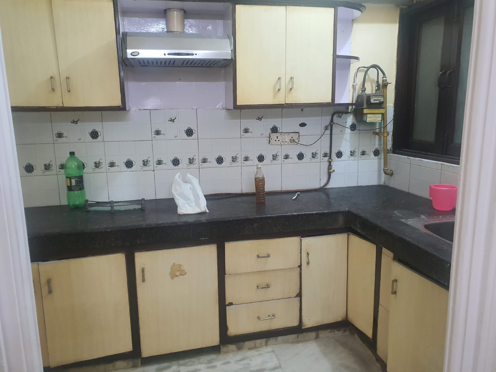 Serene 2 BHK Ground Floor for Rent in C5A Block, Janakpuri | Park Views, Modern Kitchen | Janakpuri Homes