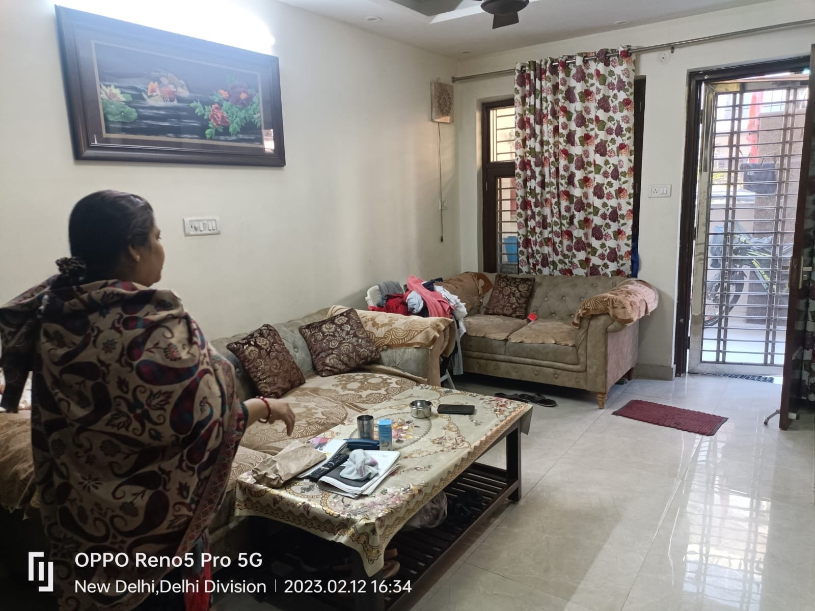 Modern 2 BHK Ground Floor for Sale in C2A Block, Janakpuri | Newly Renovated, Sun-Facing