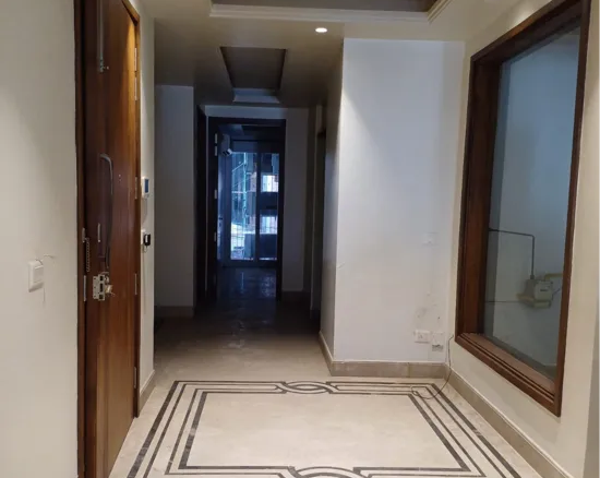 Luxurious 3 BHK Builder Floor in B3 Block Janakpuri - Newly Constructed, Sun-Facing, Well-Ventilated
