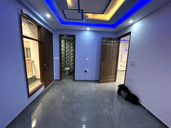 Luxurious 3 BHK Builder Floor in B3 Block Janakpuri - Newly Renovated, Sun-Facing, Well-Ventilated - Janakpuri Homes