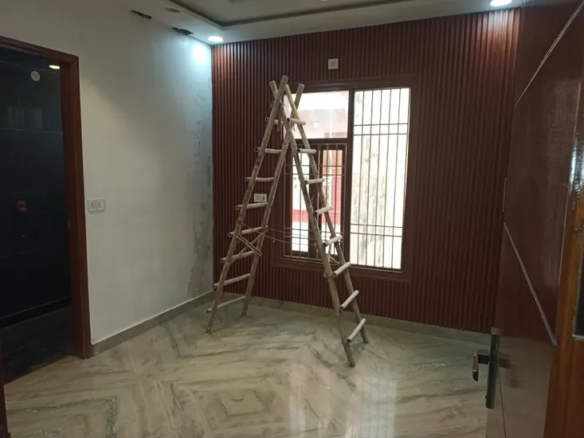 Modern 3 BHK Builder Floor for Rent in Janakpuri - Newly Renovated, Prime Location!