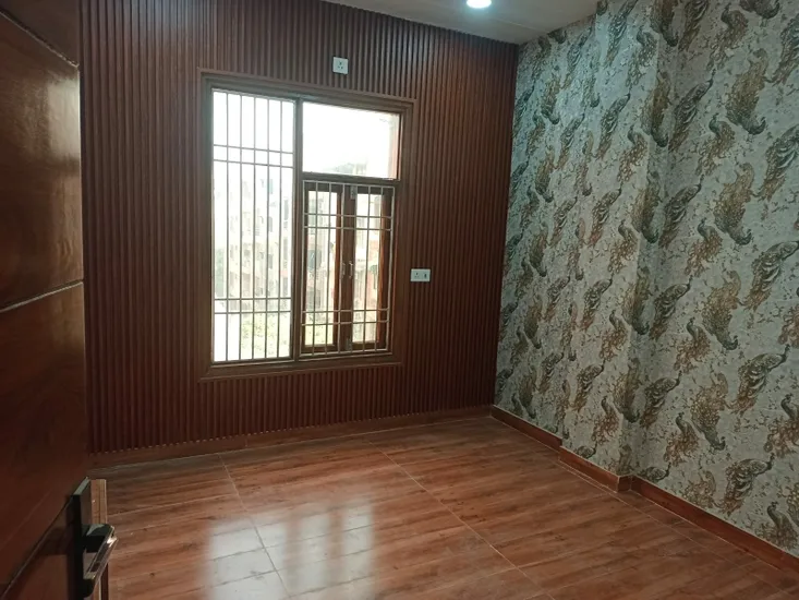 Modern 3 BHK Builder Floor for Rent in Janakpuri - Newly Renovated, Prime Location!