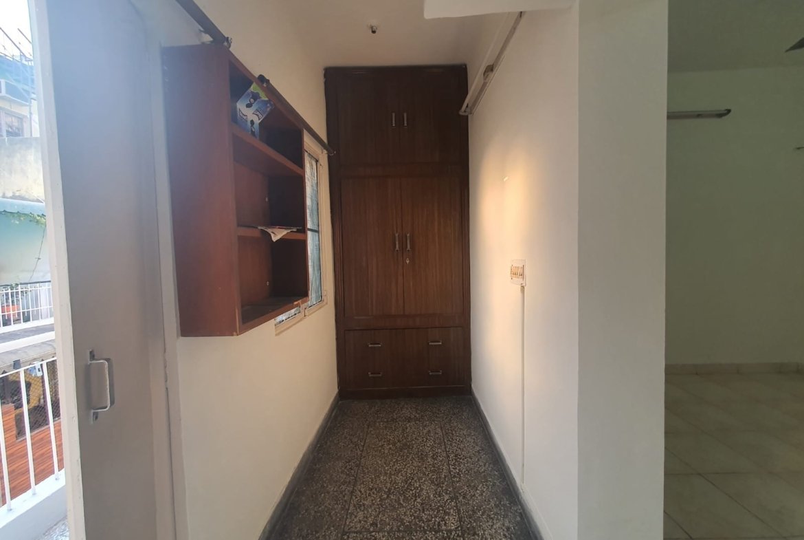 Newly Renovated 3 BHK HUDCO MIG Flat for Rent in Janakpuri - Prime Location, Modern Amenities