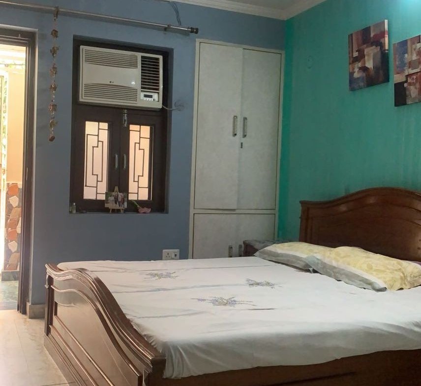 Fully Furnished Mini MIG Flat for Rent in C4H Block, Janakpuri