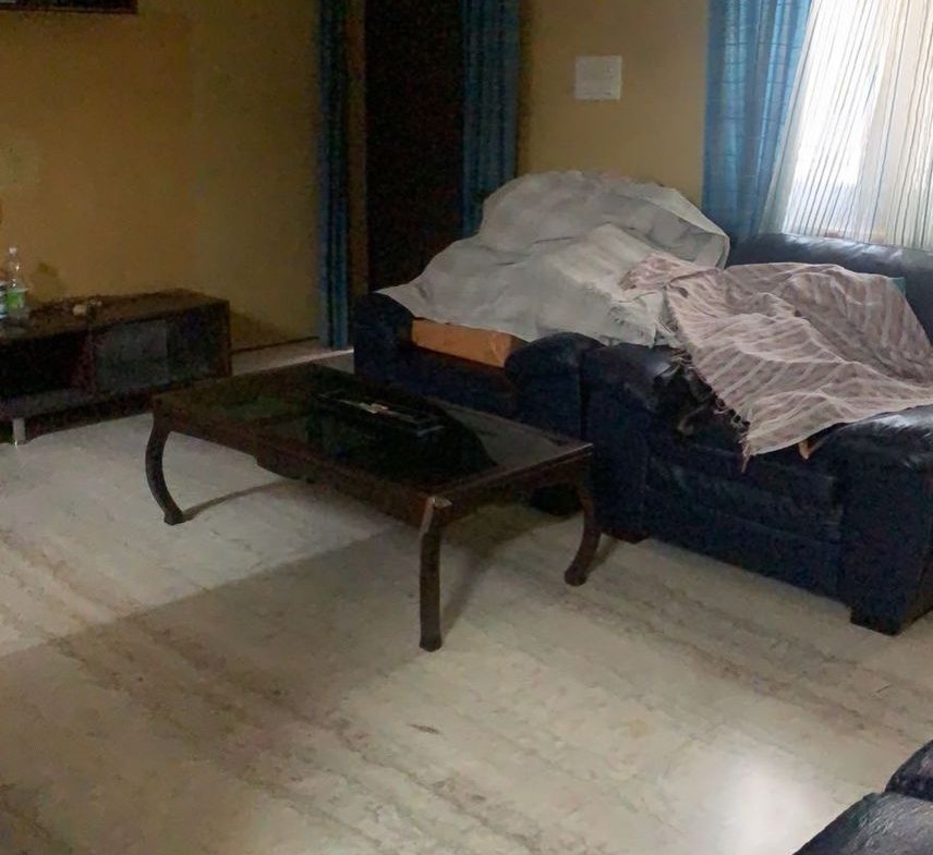 Fully Furnished Mini MIG Flat for Rent in C4H Block, Janakpuri