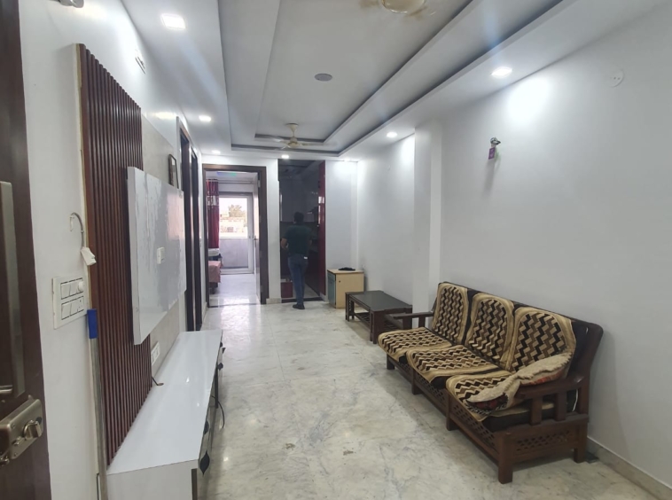 80 Gaj Builder Floor For Sale in Janakpuri