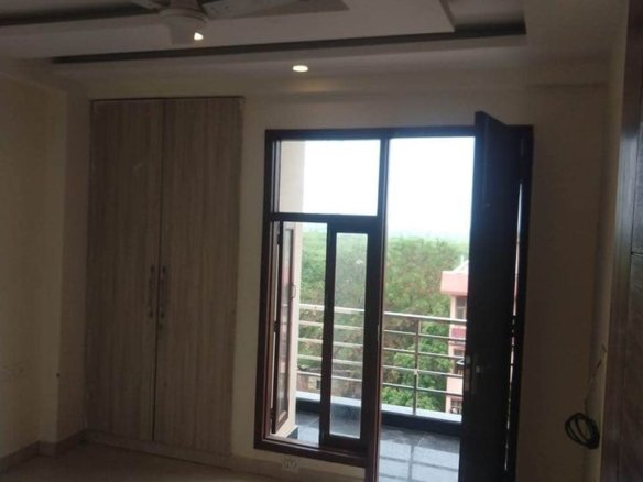 Brand New 2 BHK Builder Floor for Rent in C4F Block, Janakpuri | Park Facing | Lift & Car Parking | ₹32,000