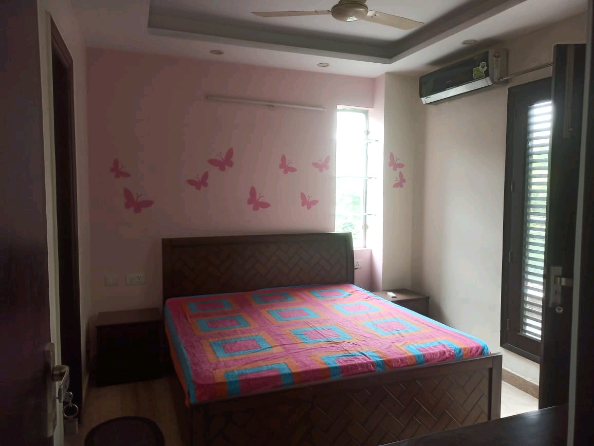 3 BHK Fully Furnished Builder Floor for Rent in A3 Block Janakpuri | Corner Property | ₹55,000/Month