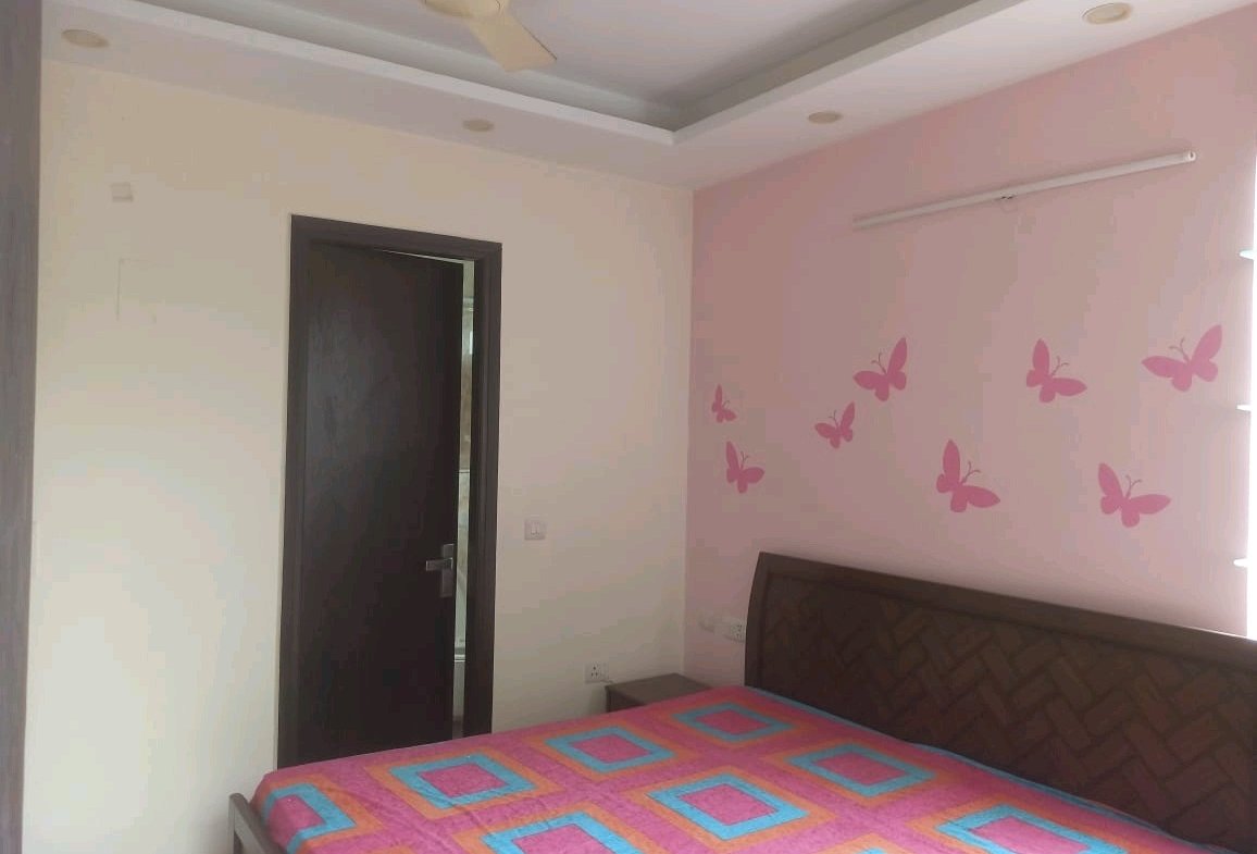 3 BHK Fully Furnished Builder Floor for Rent in A3 Block Janakpuri | Corner Property | ₹55,000/Month