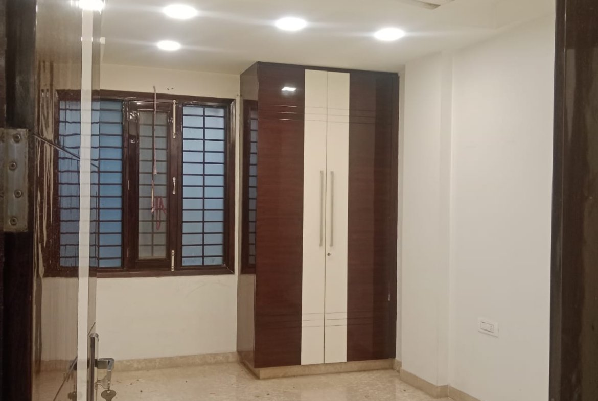 2 BHK Builder Floor for Rent in C3 Block Janakpuri | 80 Gaj | ₹32,000/Month
