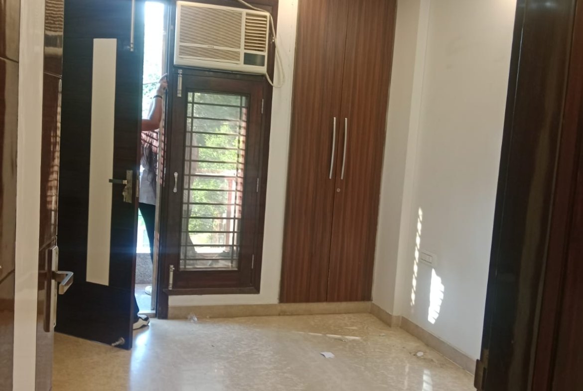 2 BHK Builder Floor for Rent in C3 Block Janakpuri | 80 Gaj | ₹32,000/Month