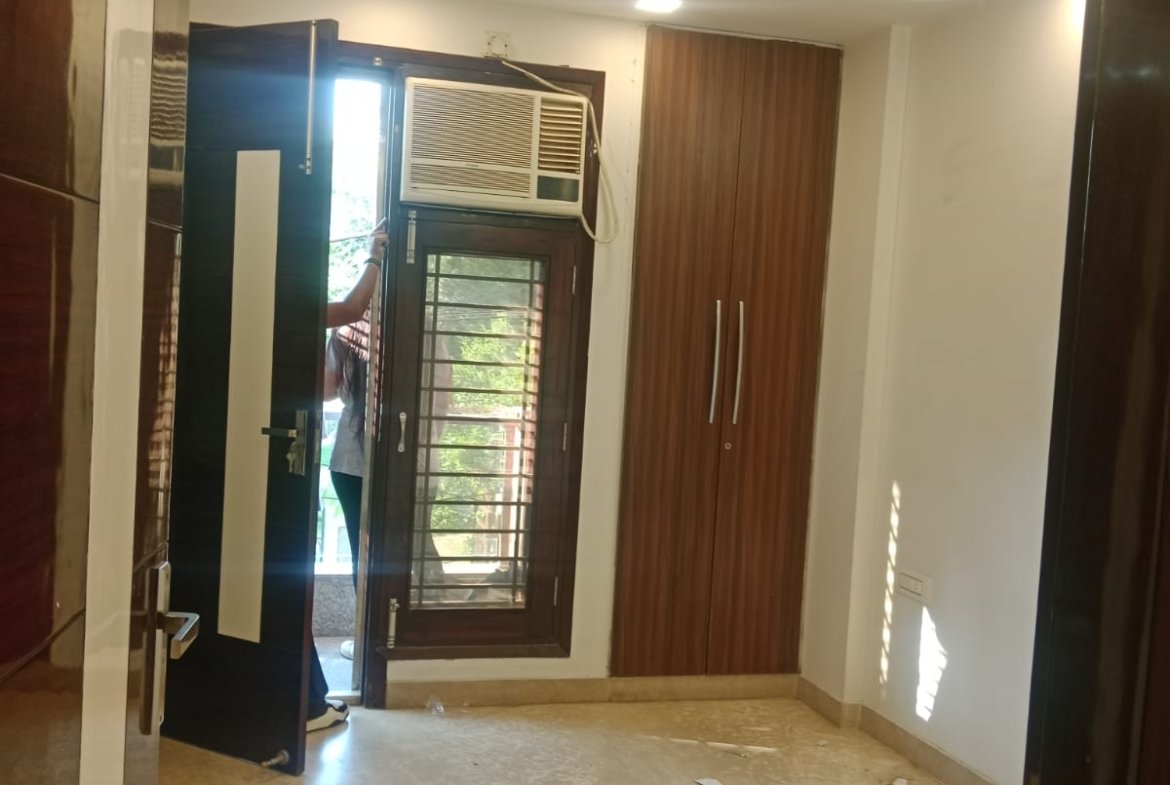2 BHK Builder Floor for Rent in C3 Block Janakpuri | 80 Gaj | ₹32,000/Month