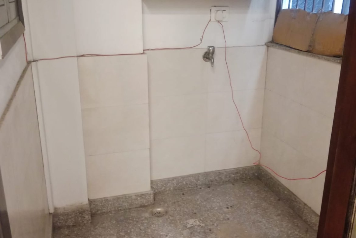 2 BHK Builder Floor for Rent in C3 Block Janakpuri | 80 Gaj | ₹32,000/Month