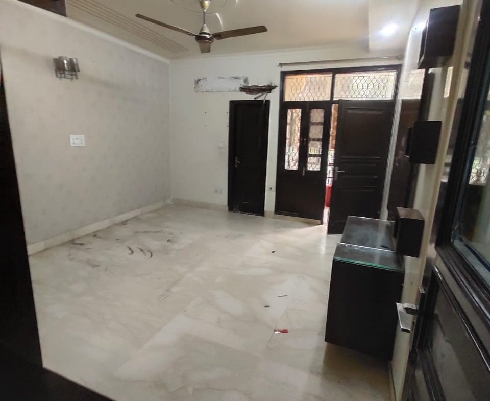 Luxurious 3BHK Builder Floor for Rent in C2 Block Janakpuri | Fully Furnished
