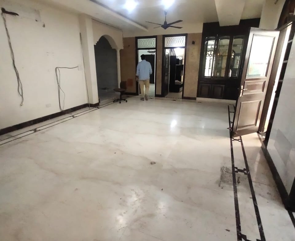 Luxurious 3BHK Builder Floor for Rent in C2 Block Janakpuri | Fully Furnished