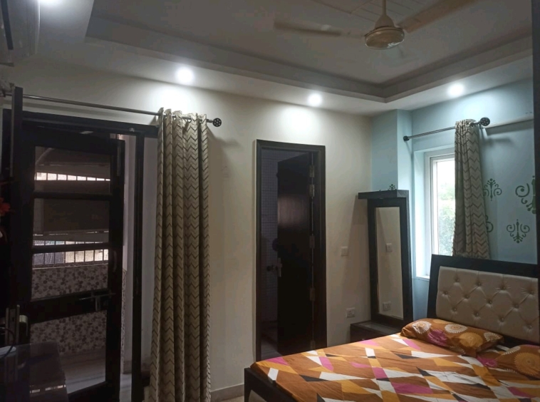 3 BHK Fully Furnished Builder Floor for Rent in A3 Block Janakpuri | Corner Property | ₹55,000/Month