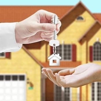 Best Property Dealer in Janakpuri - Handing Keys to the client