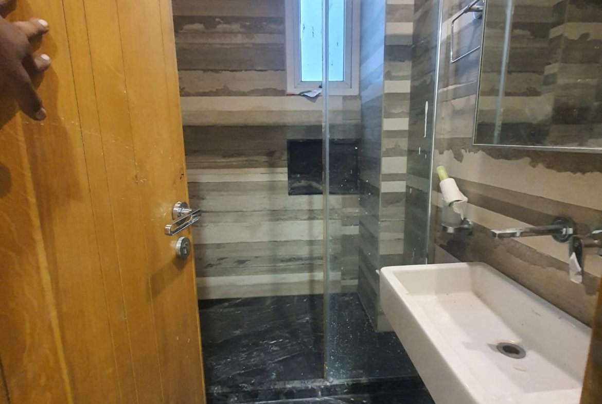 Park-Facing 4 BHK Builder Floor for Sale in A2 Block, Janakpuri | ₹4.5 Cr