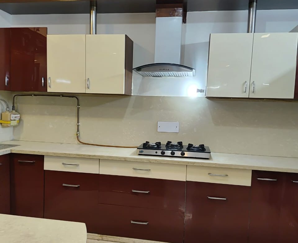 Spacious 4 BHK Builder Floor for Rent in Janakpuri B1-block