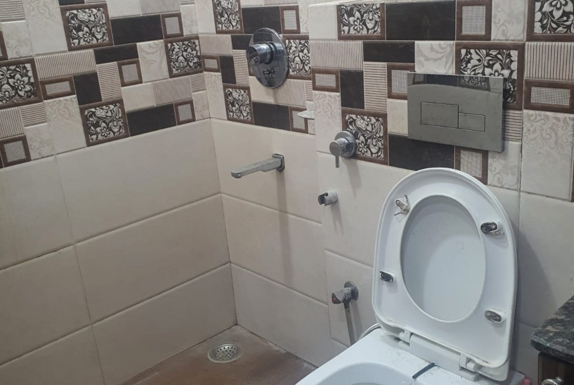 Fully Extended Ground Floor 4 BHK DDA MIG Flat for Sale in C1A Block