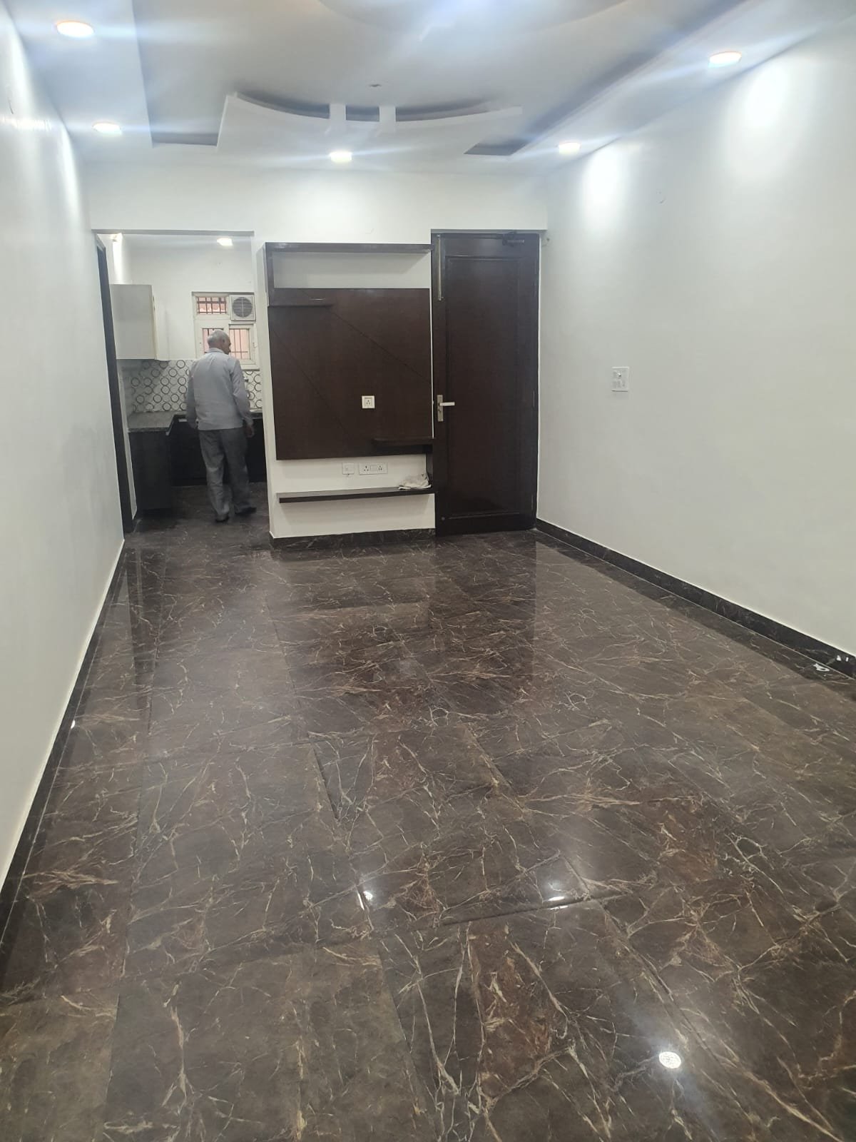 Front view of fully extended 4 BHK DDA MIG Flat on ground floor in C1A Block, Janakpuri